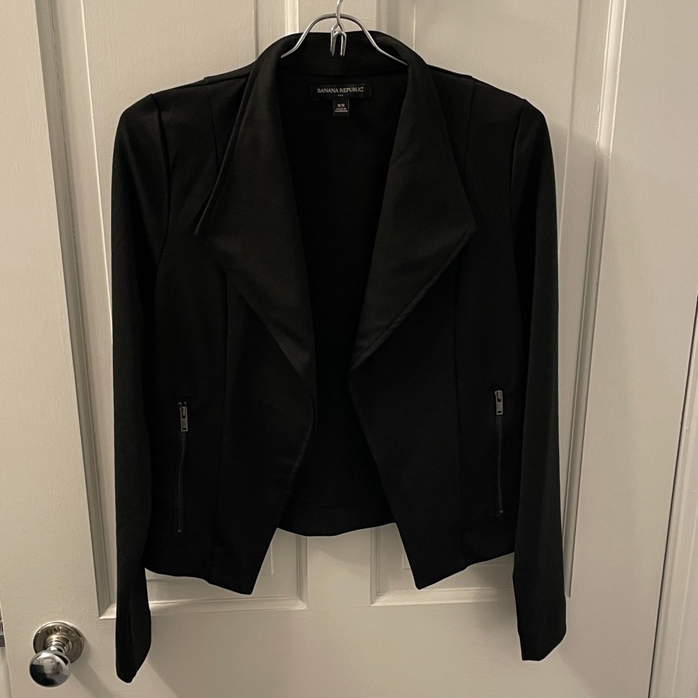 Banana Republic Black Women's Cropped Jacket